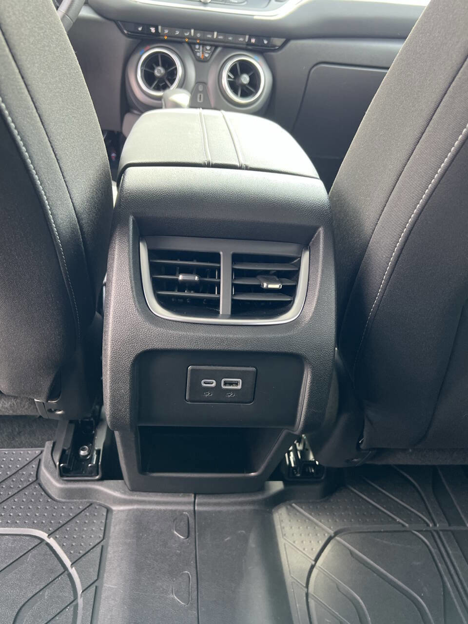 Used 2024 Chevrolet Blazer LT w/ Convenience Package image 23