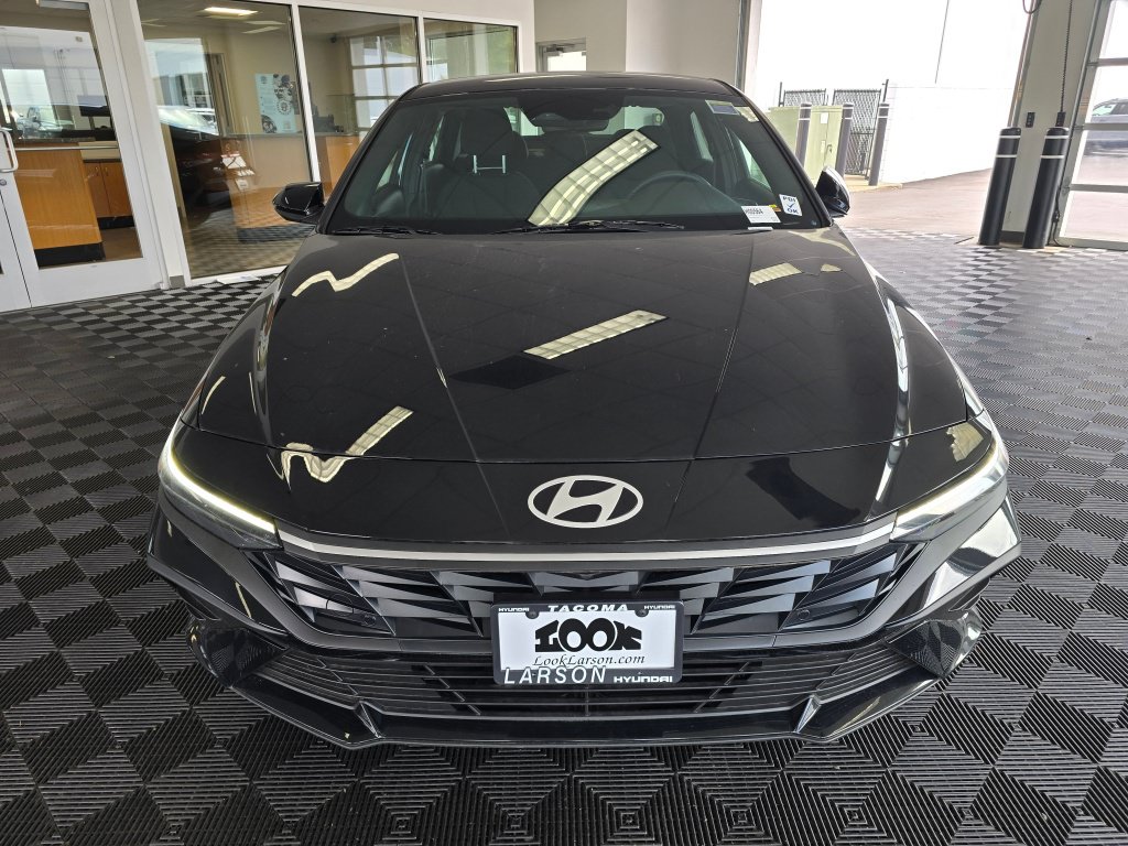 New 2026 Hyundai Elantra SEL FWD image 8