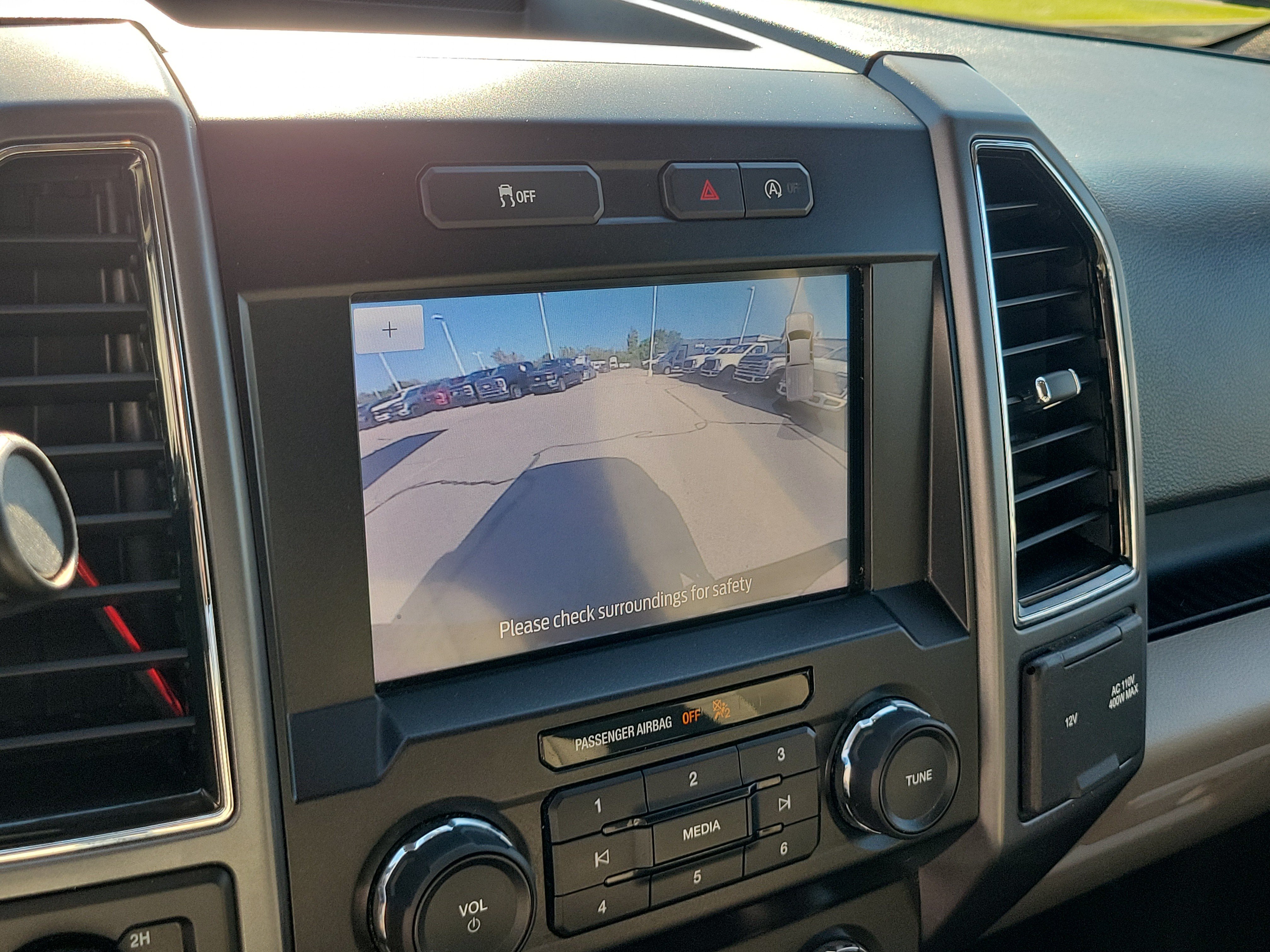 Used 2020 Ford F150 XLT w/ Equipment Group 302A Luxury AWD/4WD image 26
