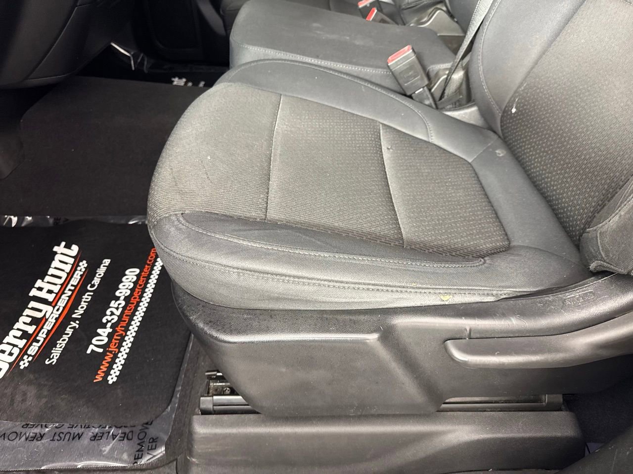 Used 2020 Chevrolet Silverado 2500 Custom w/ Custom Value Package AWD/4WD image 12