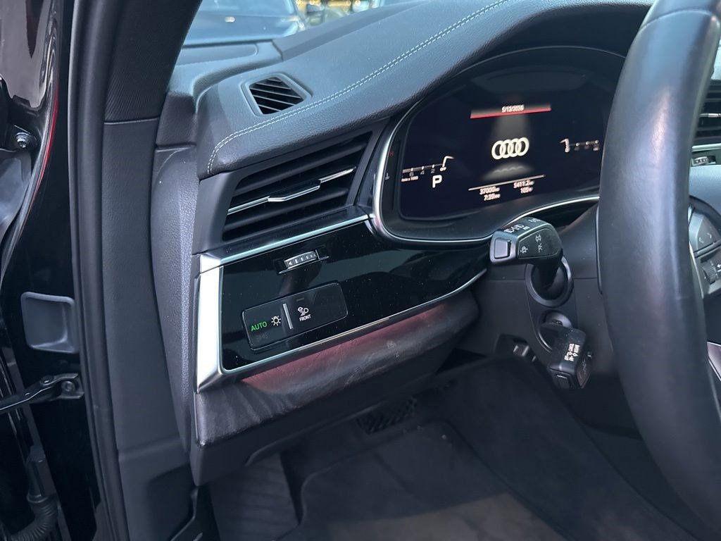 Used 2023 Audi Q7 3.0T Prestige w/ Prestige Package AWD/4WD image 28