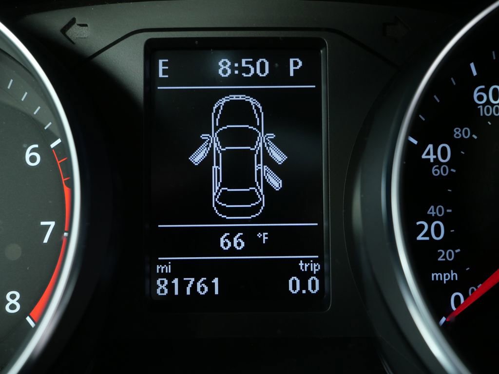 Used 2016 Volkswagen Passat 1.8T SE image 8