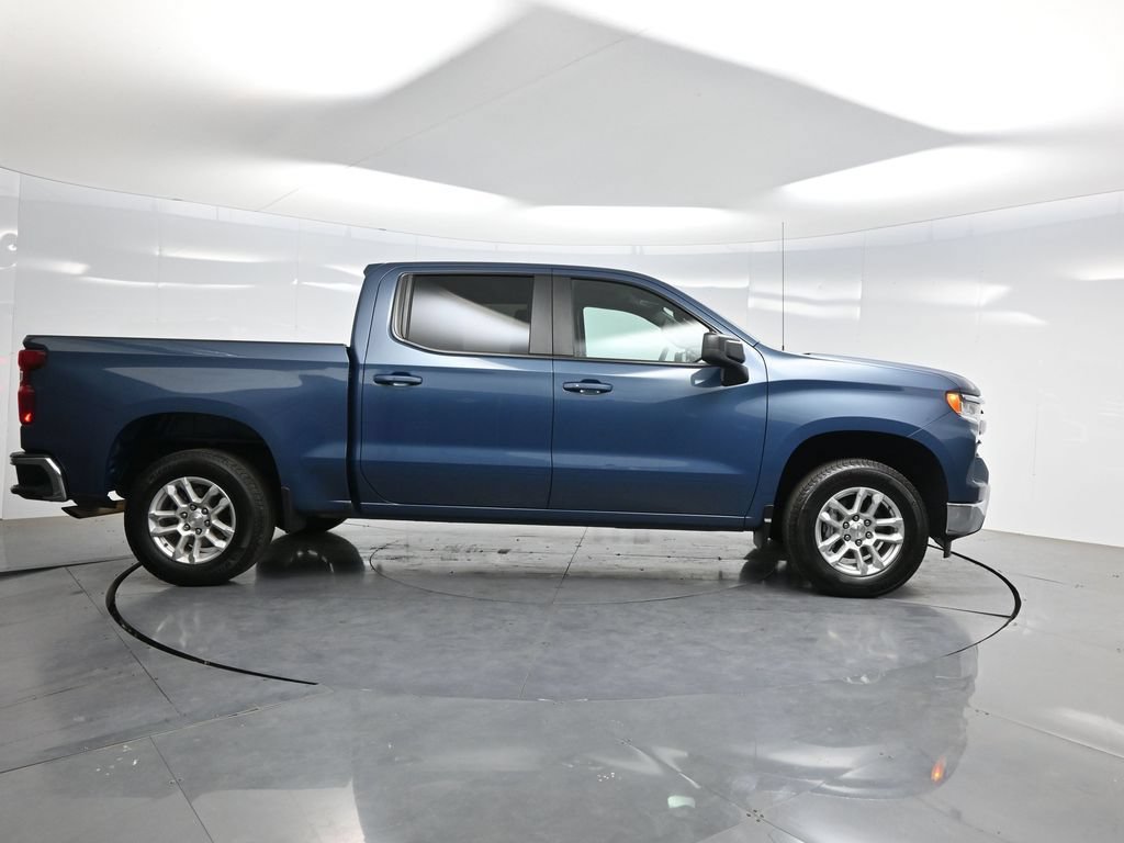 Used 2024 Chevrolet Silverado 1500 LT AWD/4WD image 38