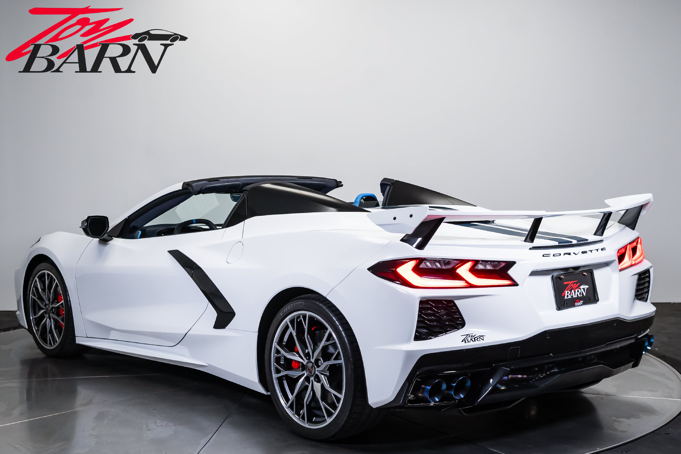 Used 2024 Chevrolet Corvette Stingray Premium Conv w/ 3LT RWD image 3