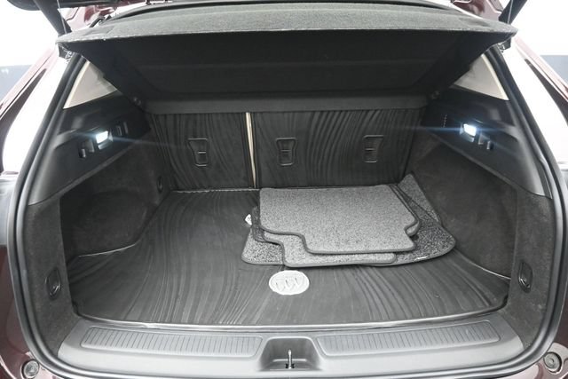 Used 2022 Buick Envision Avenir w/ Technology Package II AWD/4WD image 40