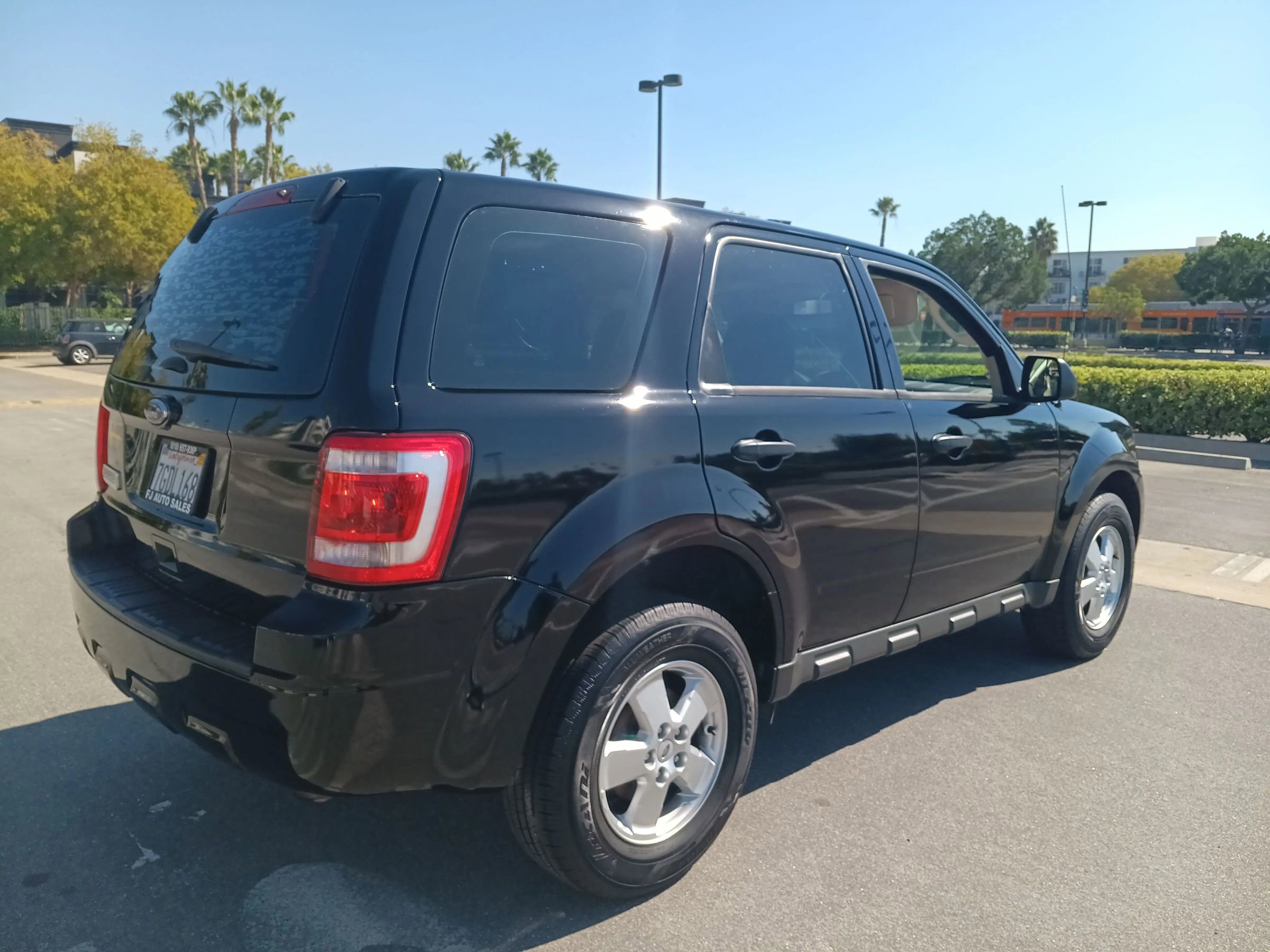 Used 2012 Ford Escape XLS image 8