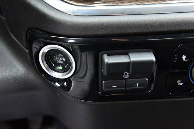 Used 2025 Chevrolet Silverado 1500 LT image 15