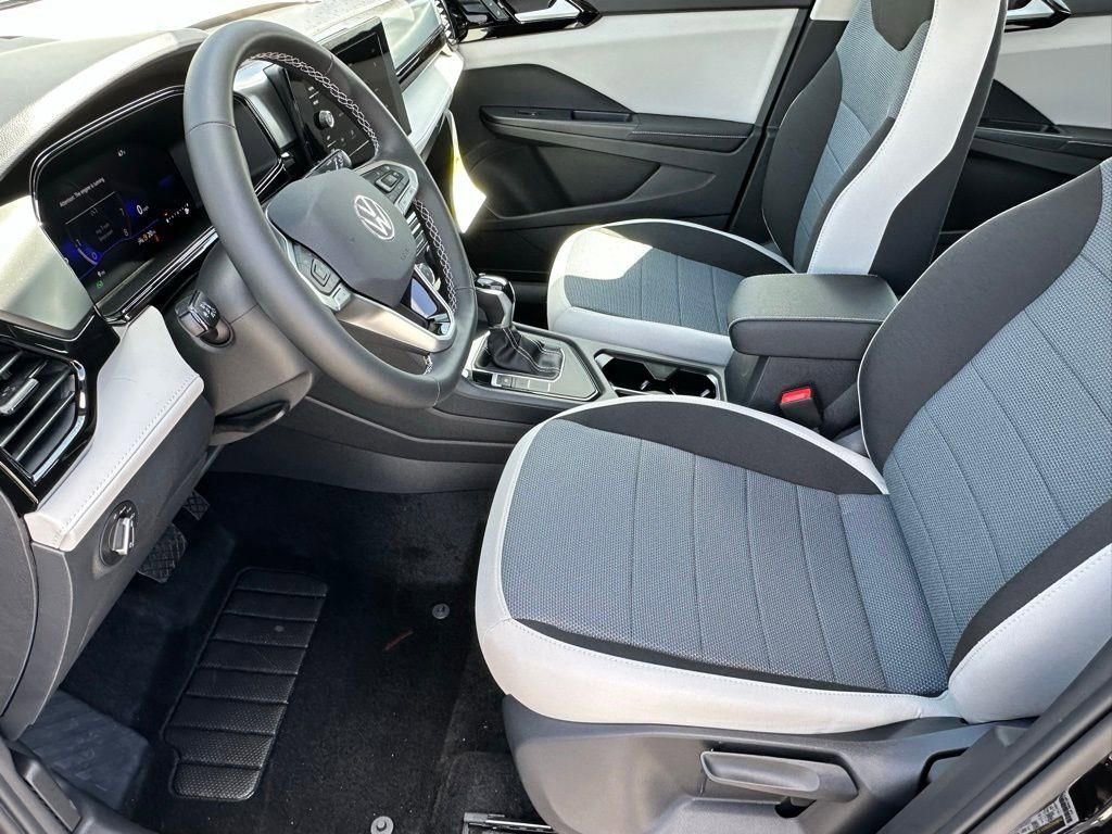 New 2026 Volkswagen Taos S image 6