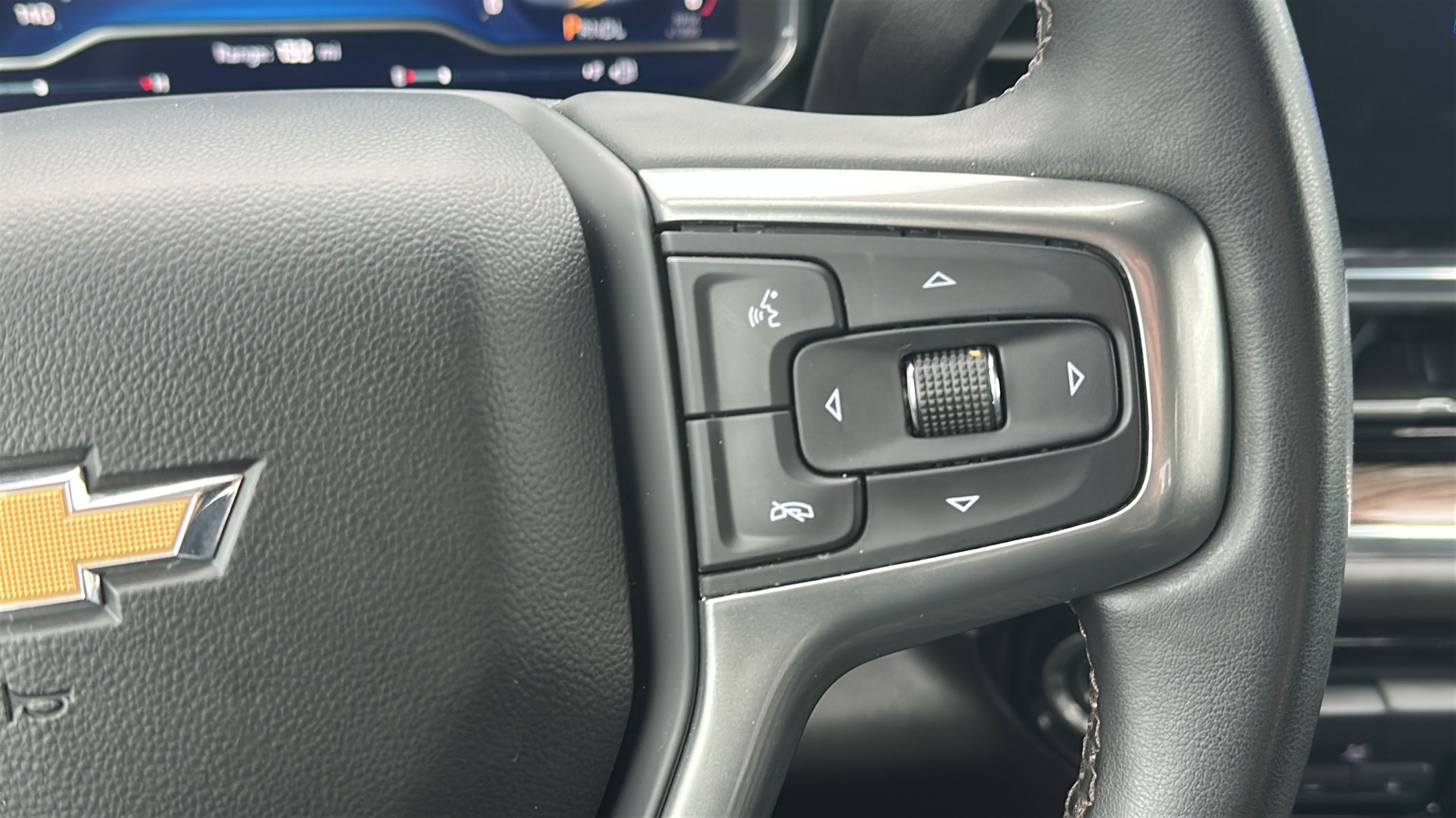 Used 2024 Chevrolet Silverado 2500 LT image 21