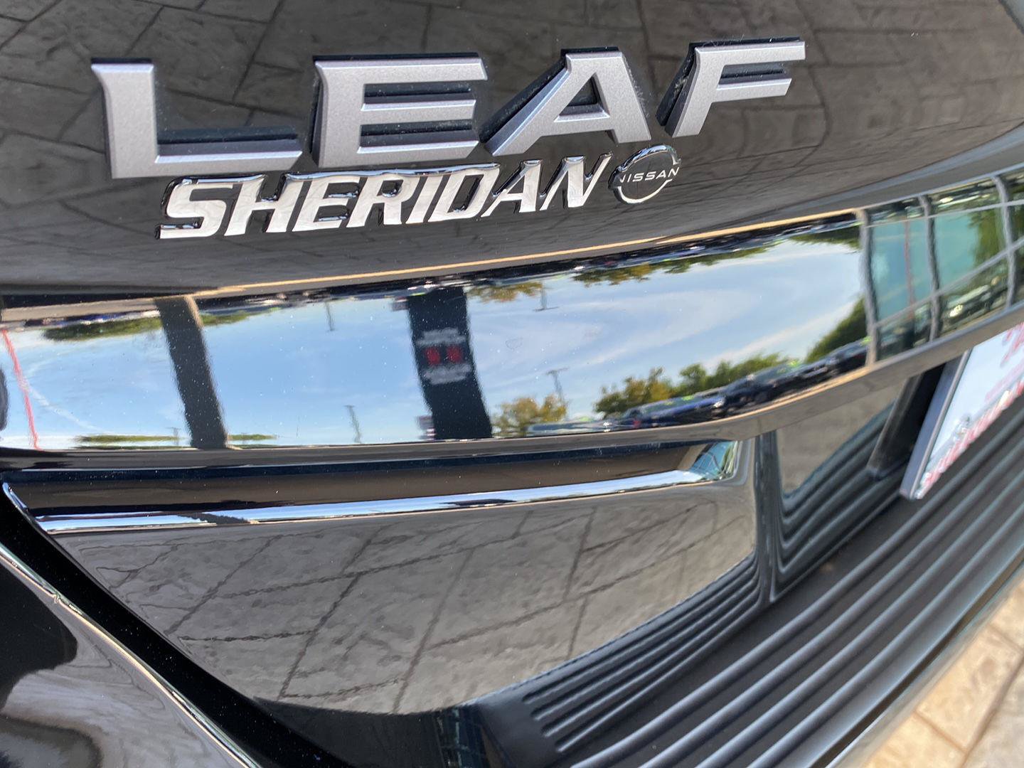 Certified 2023 Nissan Leaf S FWD image 8