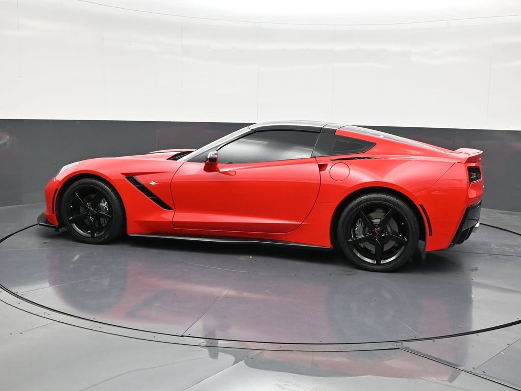 Used 2014 Chevrolet Corvette Stingray Coupe image 2