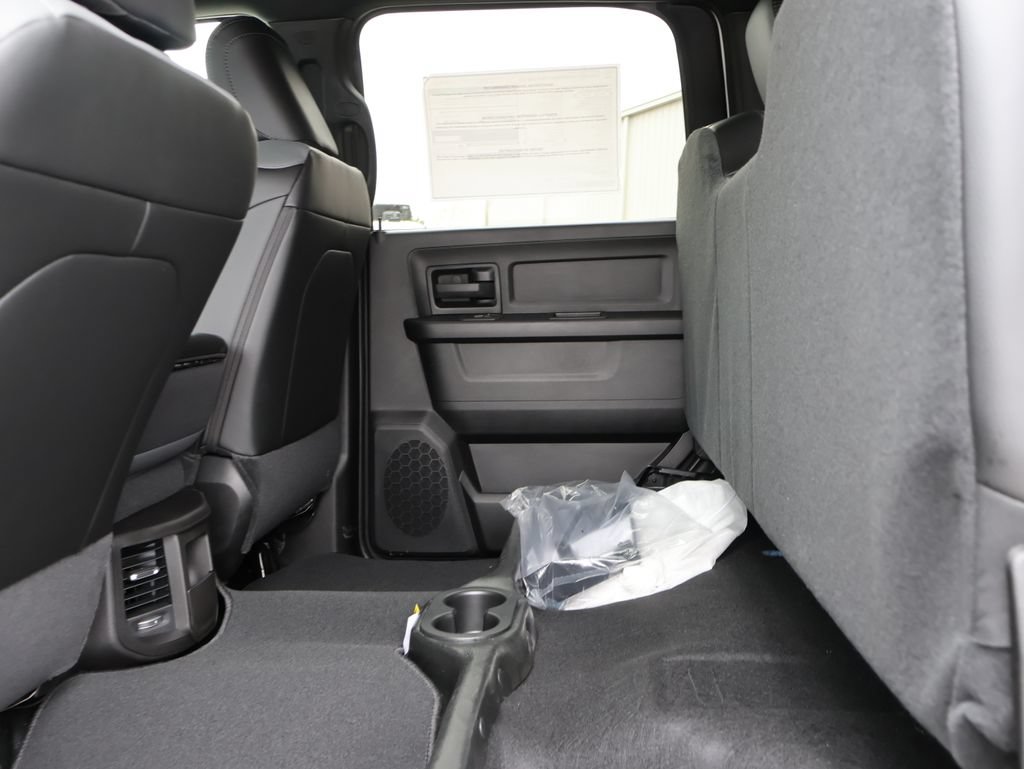 New 2026 RAM 3500 Tradesman AWD/4WD image 17