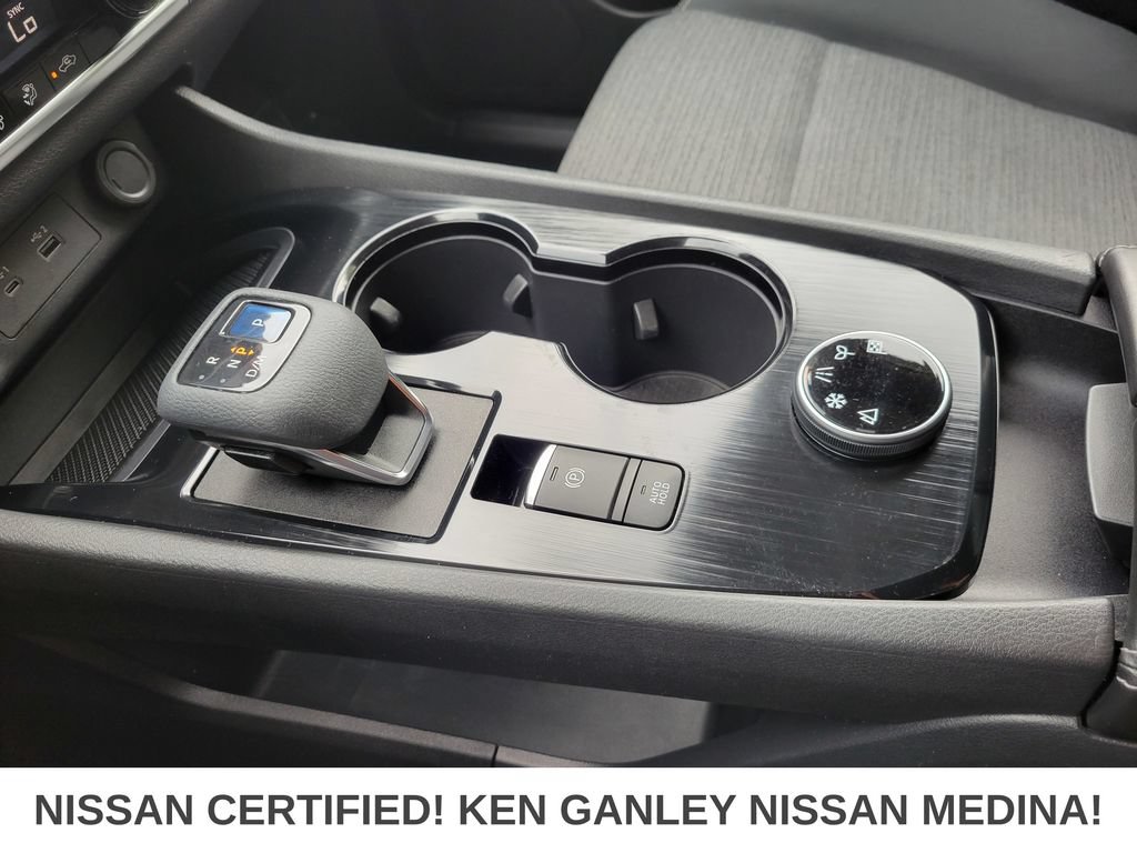 Certified 2021 Nissan Rogue SV AWD/4WD image 27