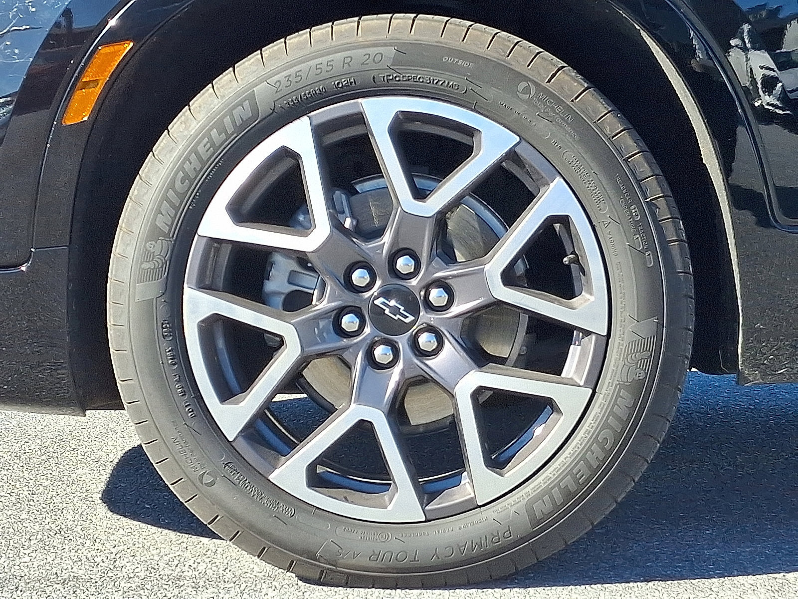 Certified 2025 Chevrolet Blazer RS w/ Driver Confidence II Package image 9