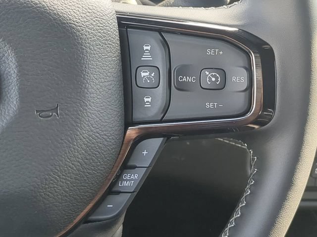 New 2026 RAM 3500 Limited AWD/4WD image 32