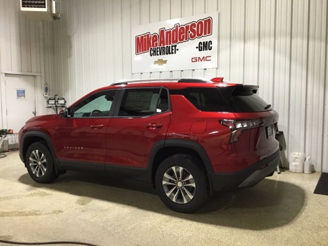 New 2026 Chevrolet Equinox LT image 3