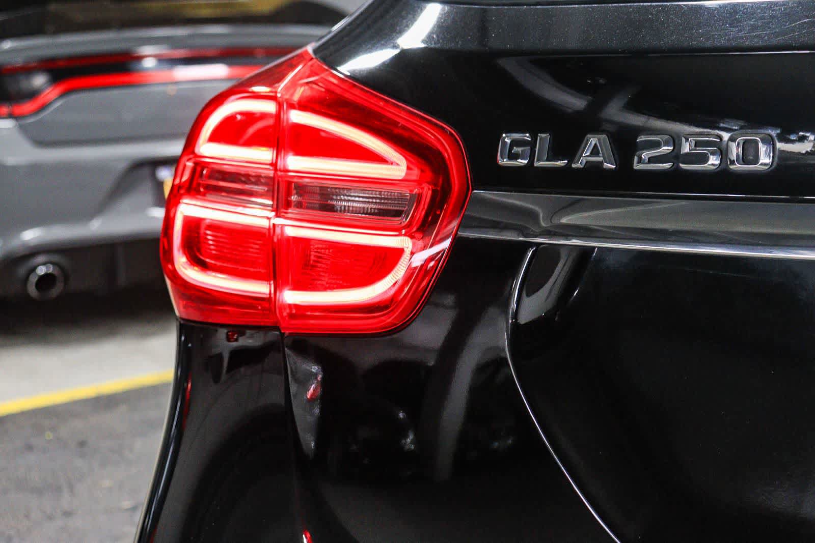 Used 2015 Mercedes-Benz GLA 250 image 11