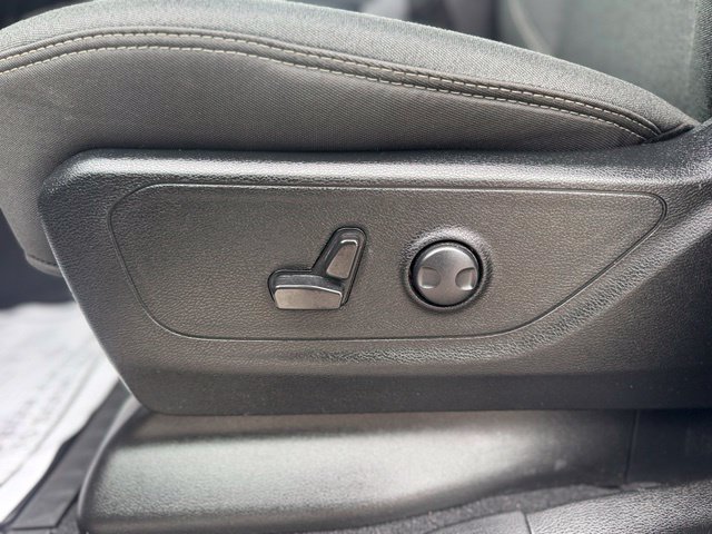 Used 2025 RAM 1500 Big Horn AWD/4WD image 12