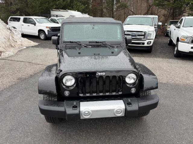 Used 2014 Jeep Wrangler Sahara w/ Mopar Chrome Edition Group image 9