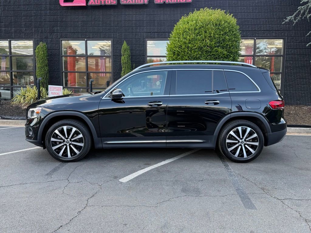 Used 2023 Mercedes-Benz GLB 250 w/ Premium Package image 9