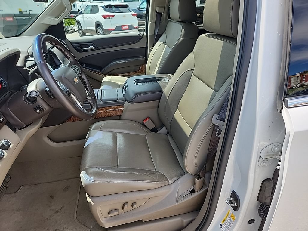Certified 2020 Chevrolet Suburban Premier AWD/4WD image 33