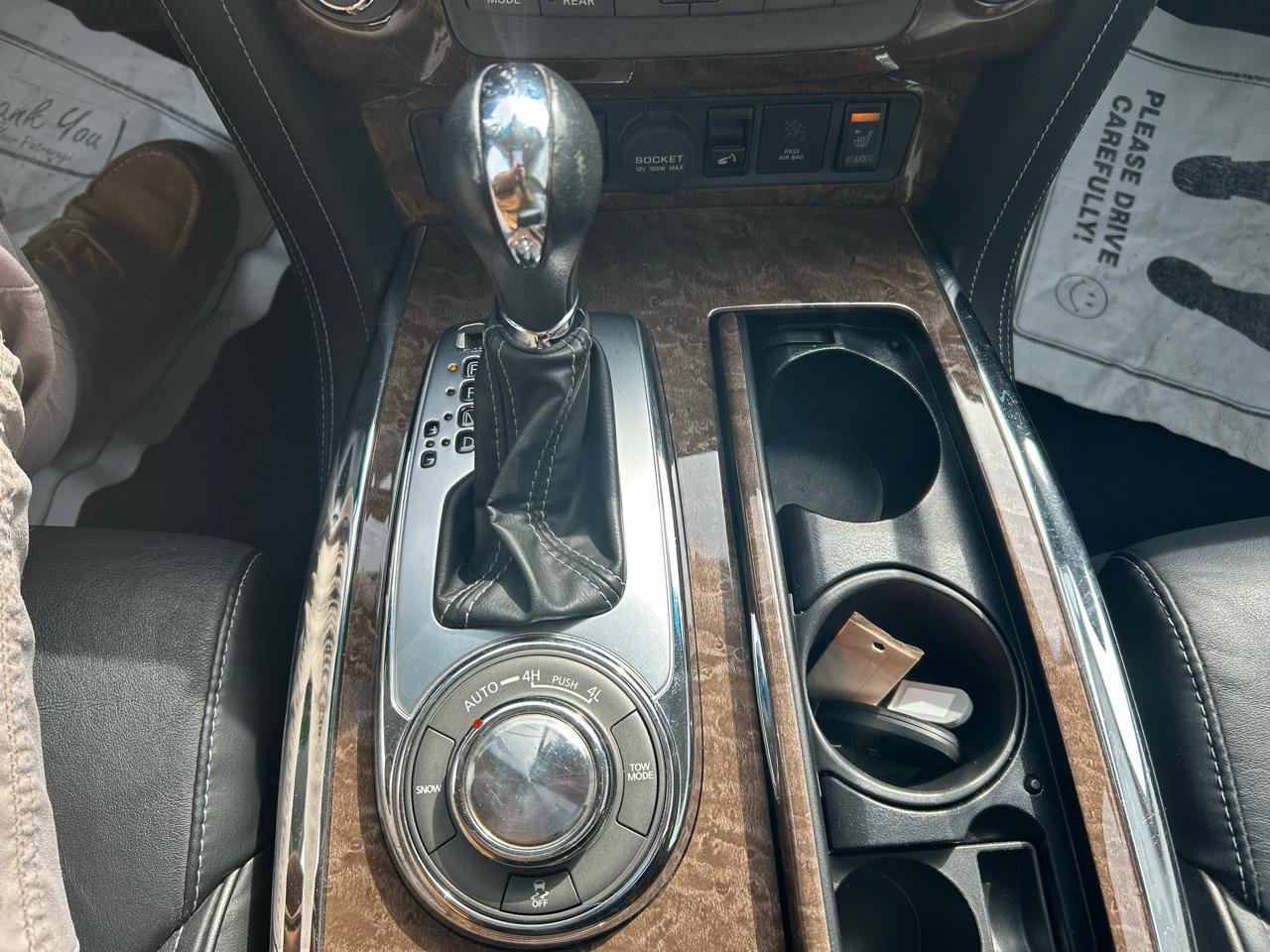 Used 2015 INFINITI QX80 4WD w/ Theater Package image 31