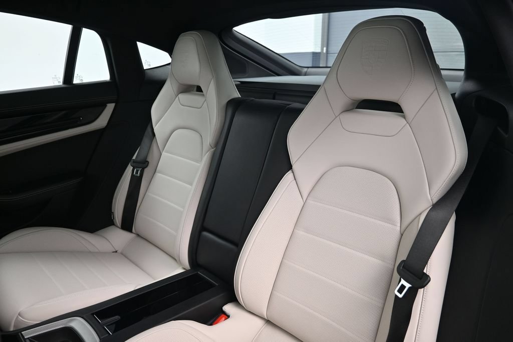 Used 2026 Porsche Panamera 4 AWD/4WD image 6