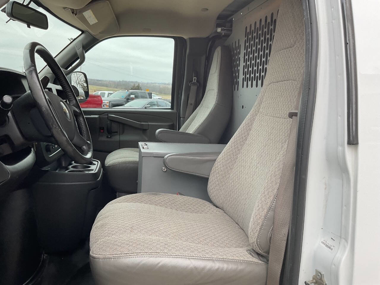 Used 2022 Chevrolet Express 2500 w/ Driver Convenience Package image 16