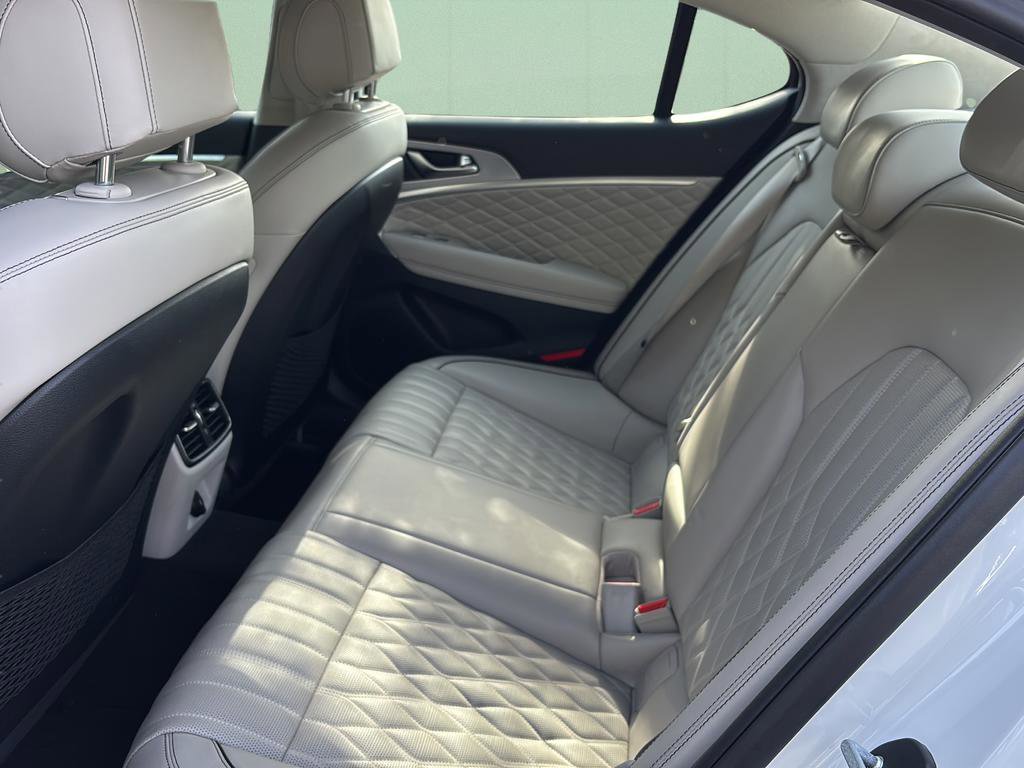 Used 2020 Genesis G70 2.0T w/ Prestige Package image 16