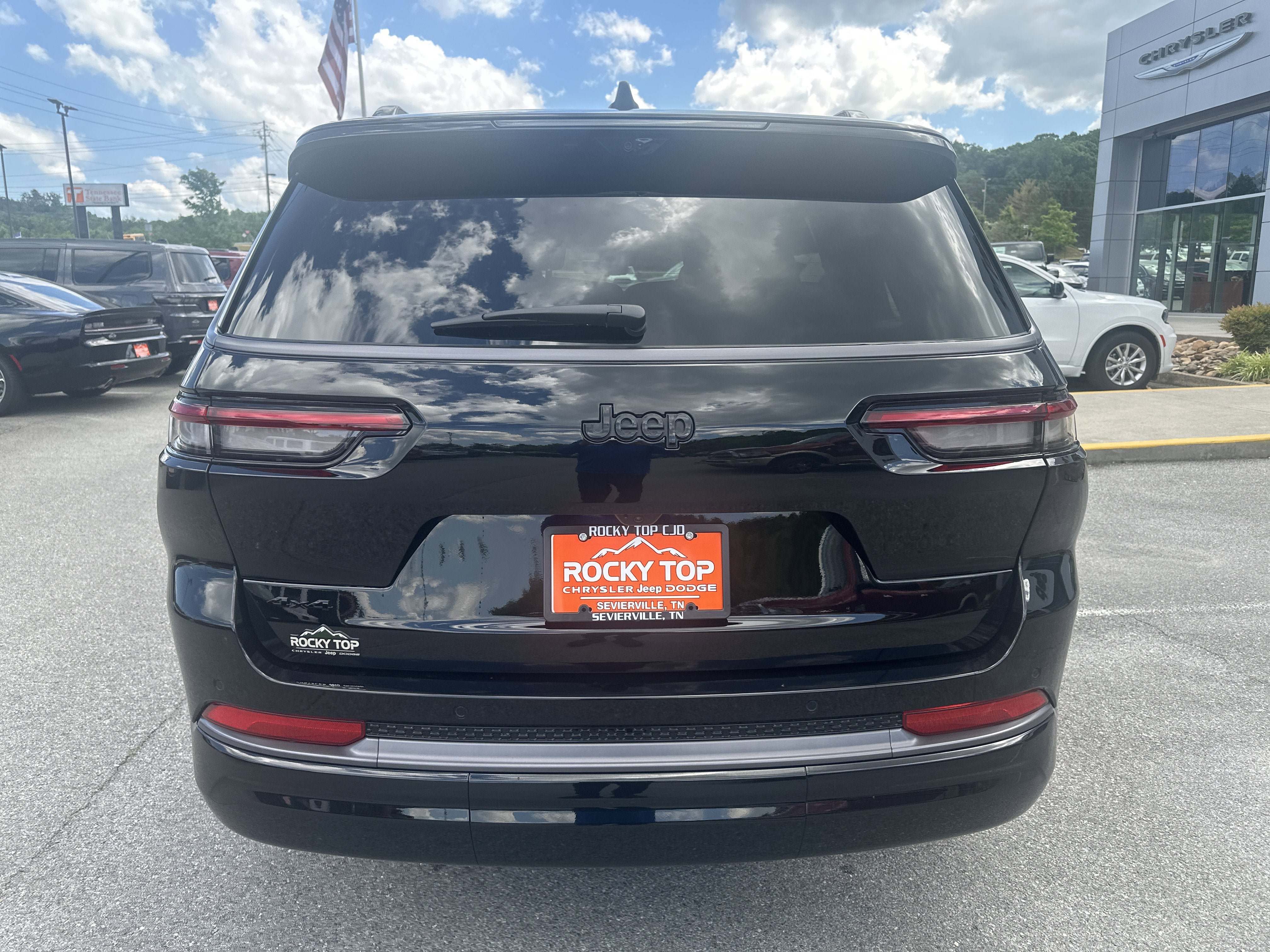 New 2026 Jeep Grand Cherokee L Limited AWD/4WD image 7