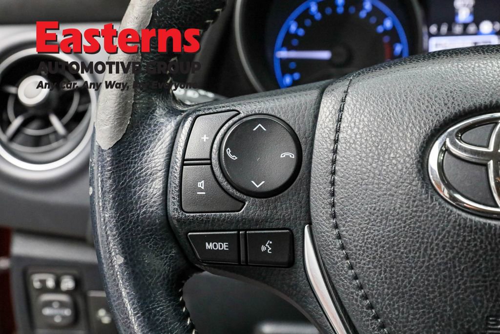 Used 2018 Toyota Corolla iM w/ Carpet Mat Package (TMS) image 15