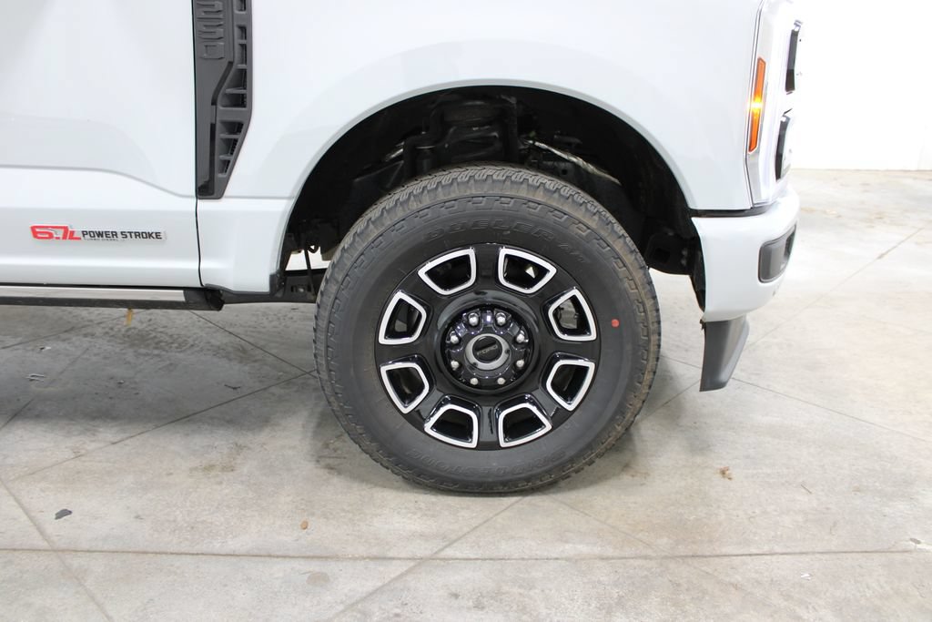 Used 2026 Ford F250 Platinum AWD/4WD image 43