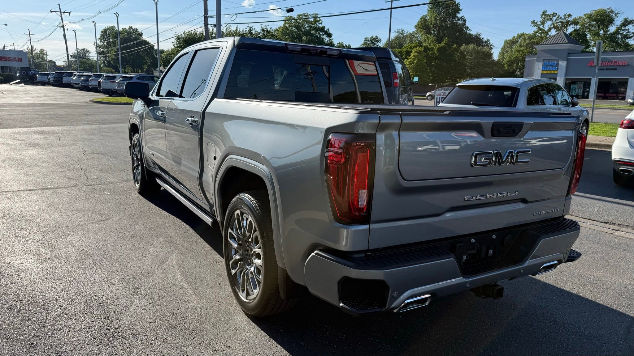Used 2025 GMC Sierra 1500 Denali Ultimate AWD/4WD image 51