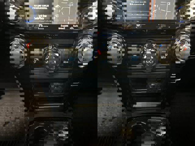 Used 2021 Toyota 4Runner Venture w/ Moonroof Package image 18