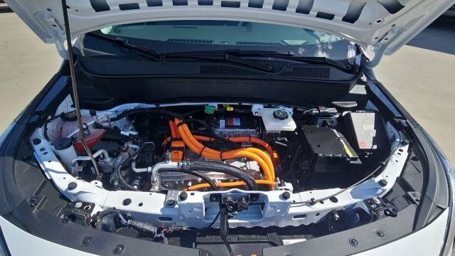 New 2027 Chevrolet Bolt LT w/ Comfort Package FWD image 29