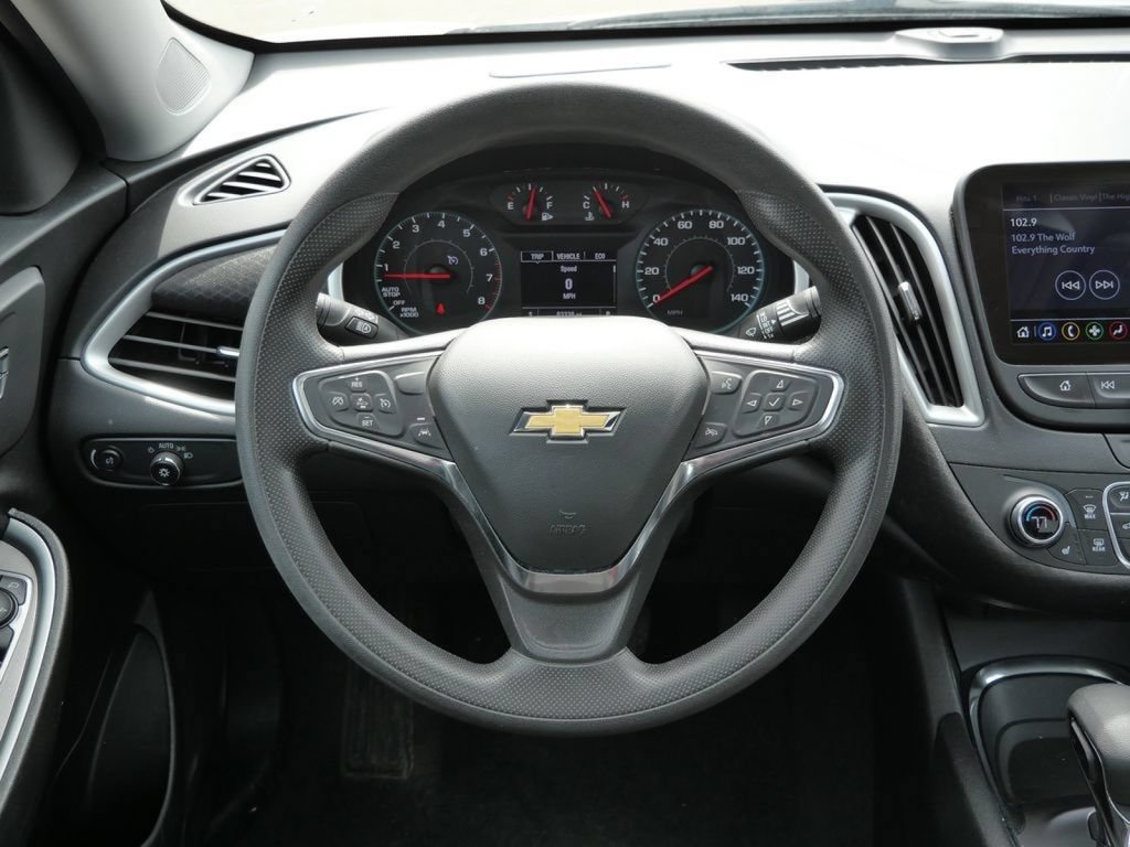 Used 2024 Chevrolet Malibu LT FWD image 31