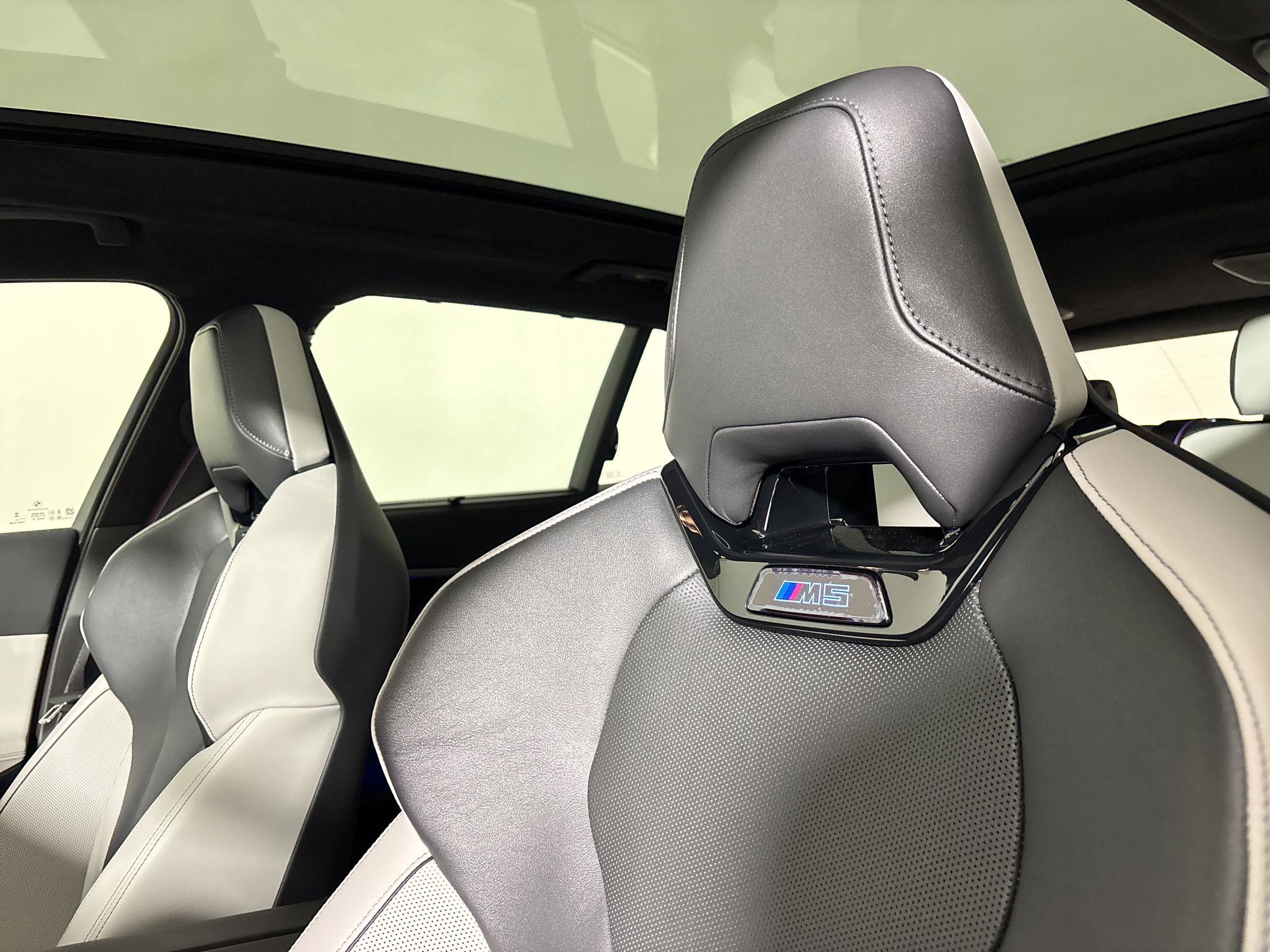 New 2027 BMW M5 Touring AWD/4WD image 23