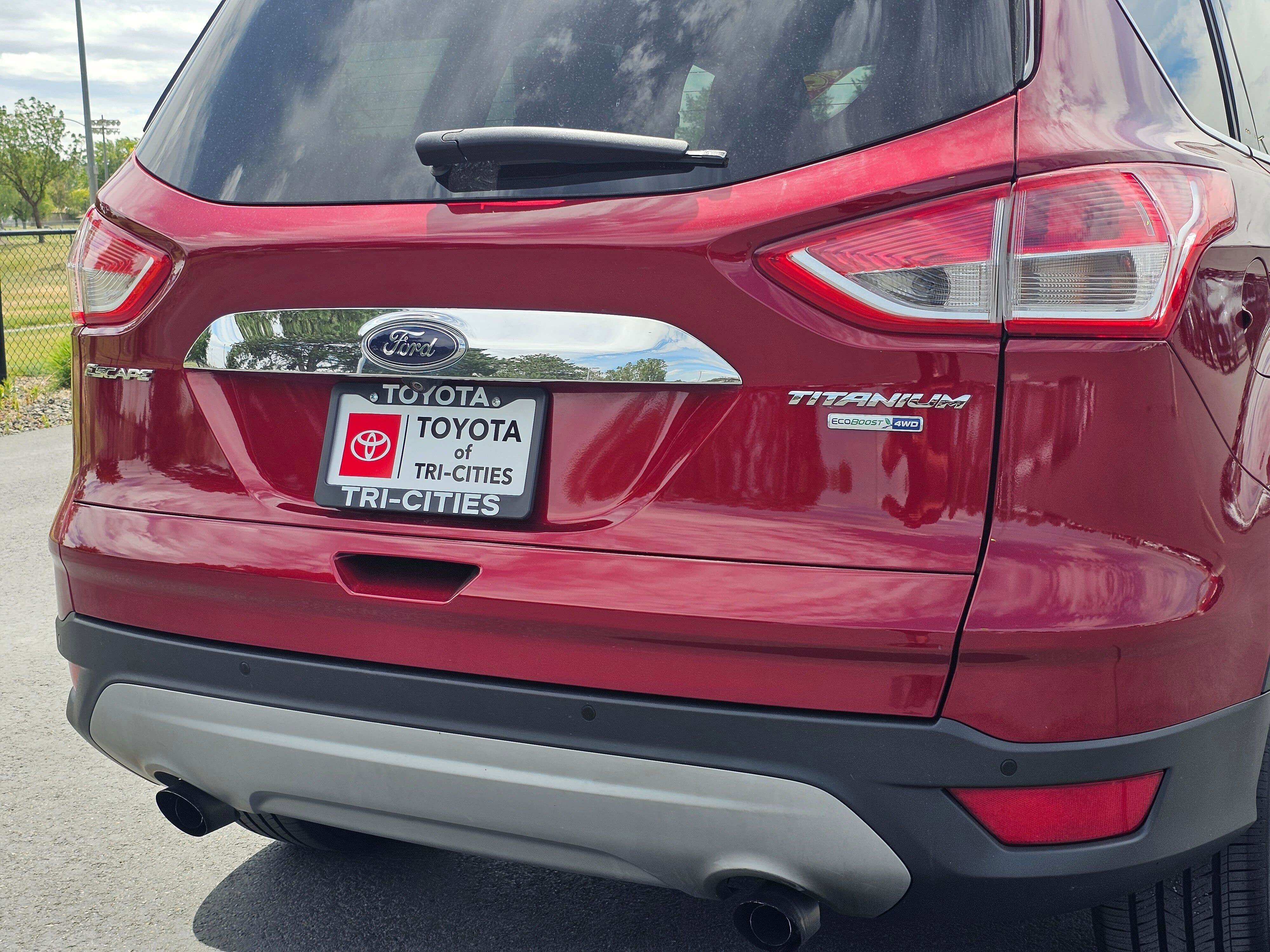 Used 2016 Ford Escape Titanium AWD/4WD image 13