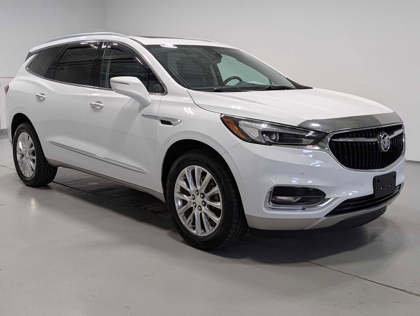 Certified 2020 Buick Enclave Premium w/ Sun and Sites Package AWD/4WD image 6