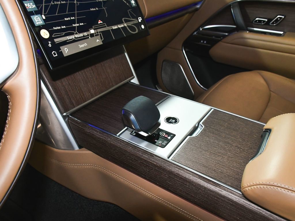 Used 2024 Land Rover Range Rover Autobiography image 50