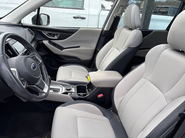 Used 2023 Subaru Forester Premium image 9