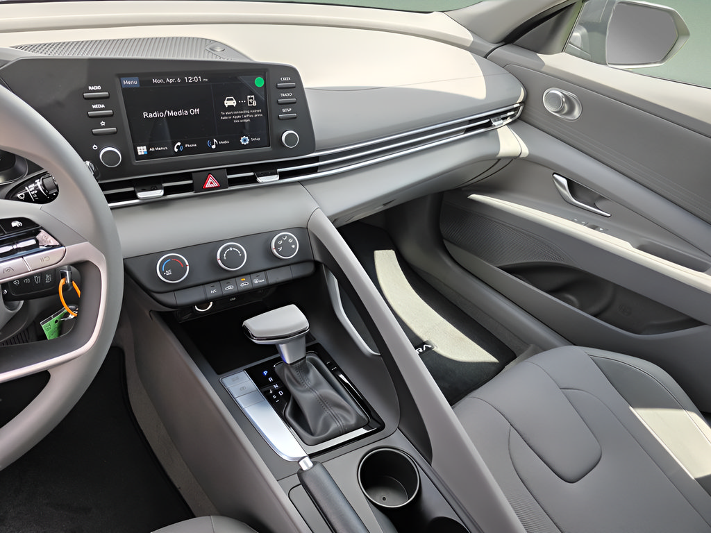 New 2026 Hyundai Elantra SE w/ Cargo Package FWD image 17