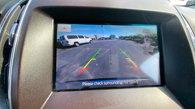 Used 2020 Ford Edge Titanium AWD/4WD image 13