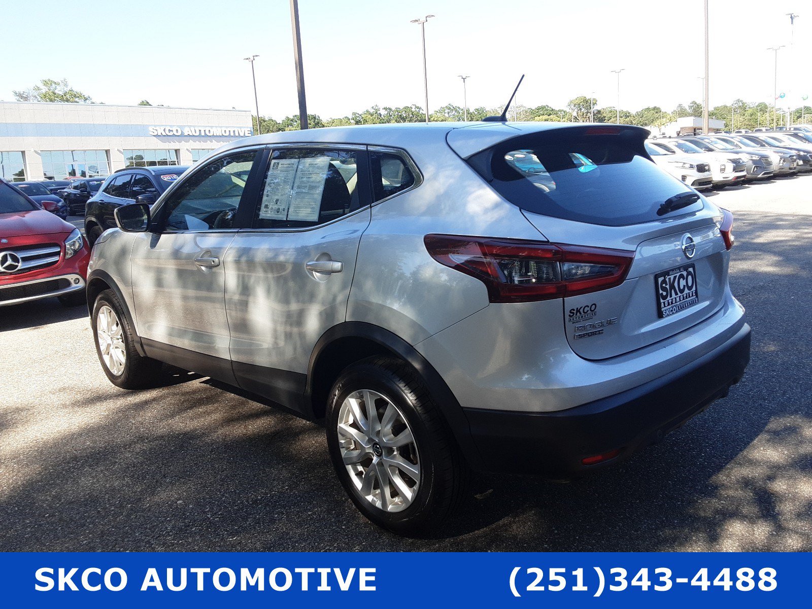 Used 2021 Nissan Rogue Sport S FWD image 3