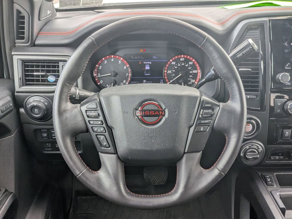 Used 2023 Nissan Titan PRO-4X w/ Pro-4x Convenience Package image 12