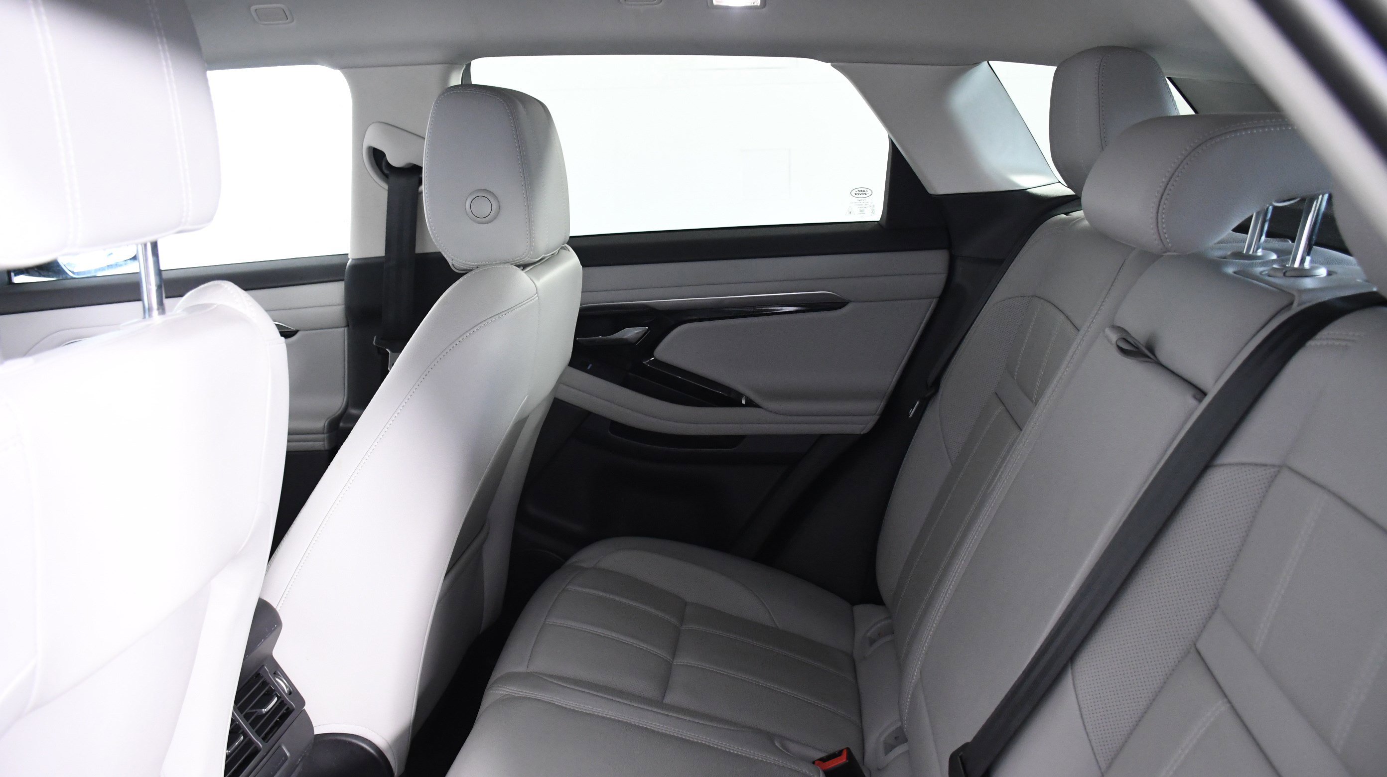 Used 2021 Land Rover Range Rover Evoque S image 22