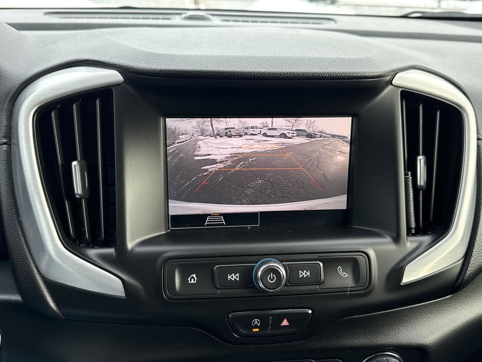 Used 2022 GMC Terrain SLE w/ Driver Convenience Package image 21