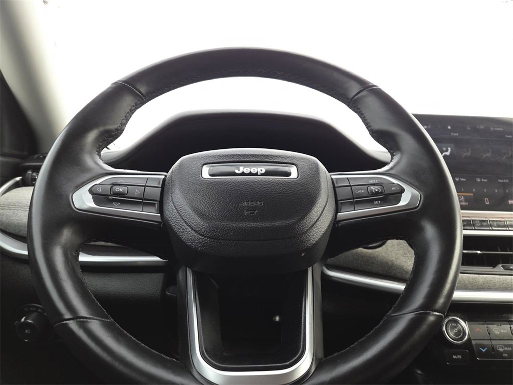 Used 2022 Jeep Compass Latitude image 23