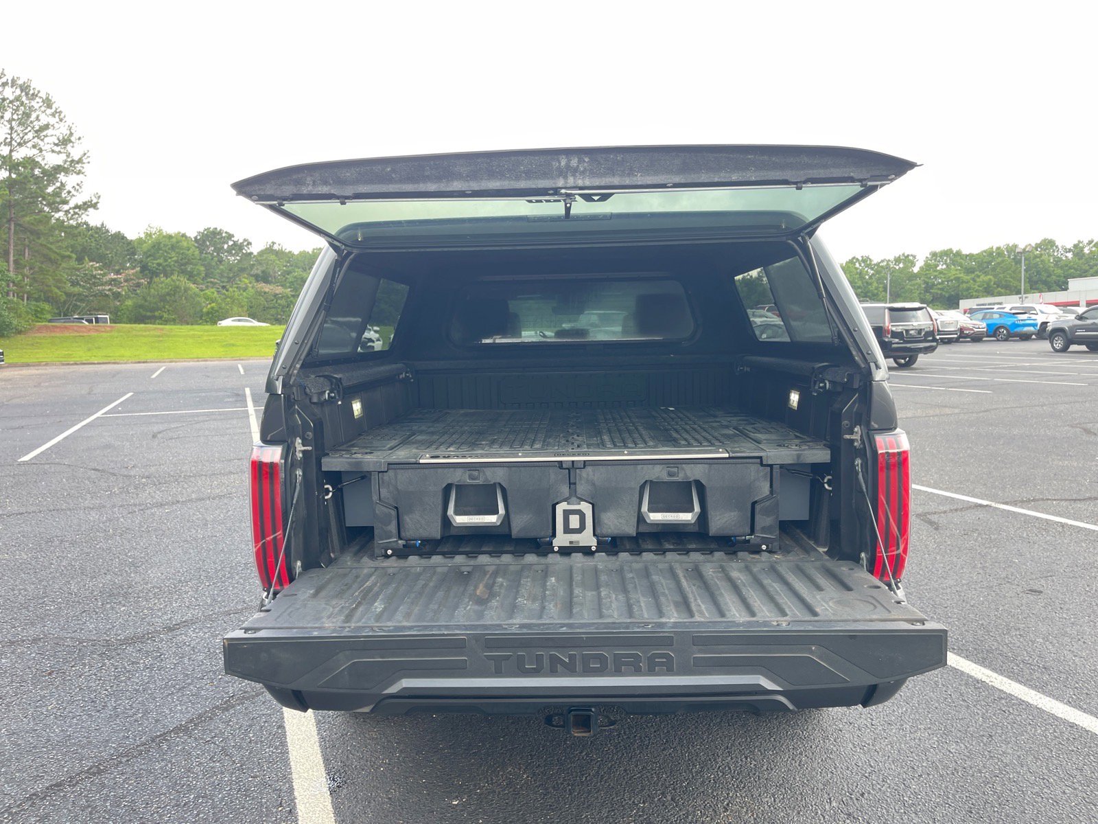 Used 2023 Toyota Tundra Platinum AWD/4WD image 16