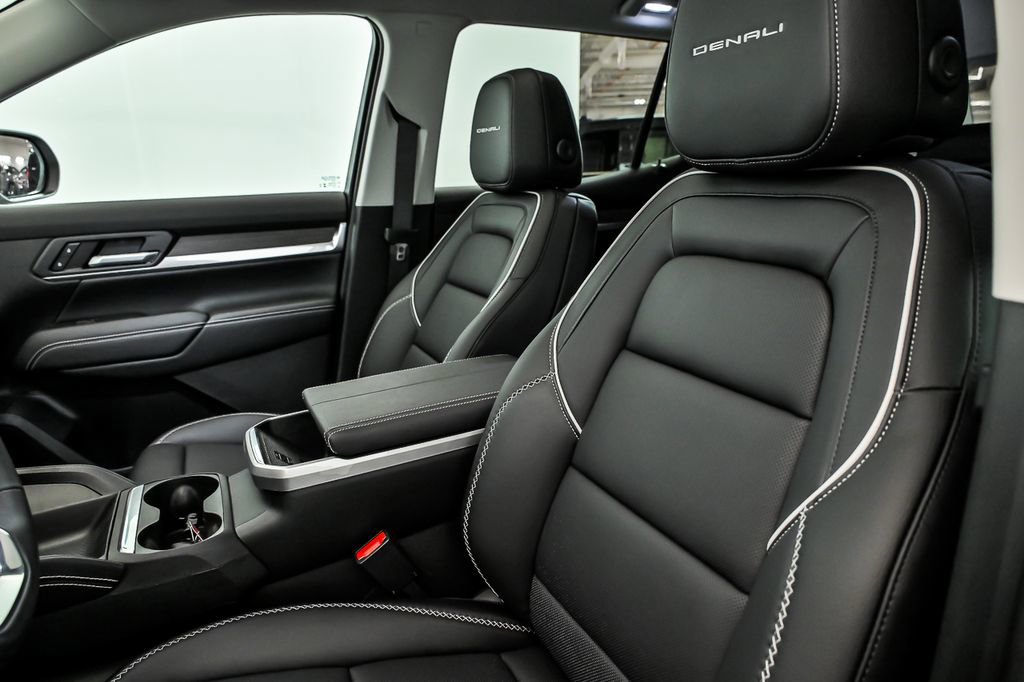 New 2026 GMC Terrain Denali image 8
